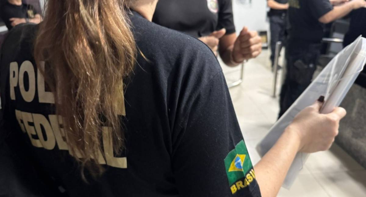 Polícia Federal deflagra Operação Fogo Cruzado contra tráfico internacional de armas em Guajará-Mirim