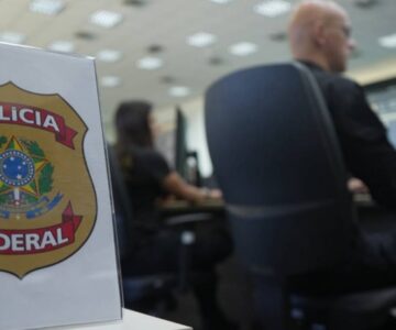 Polícia Federal divulga balanço do 2º turno das Eleições 2026 com 74 conduzidos e R$ 41,4 mil em apreensões pelo país