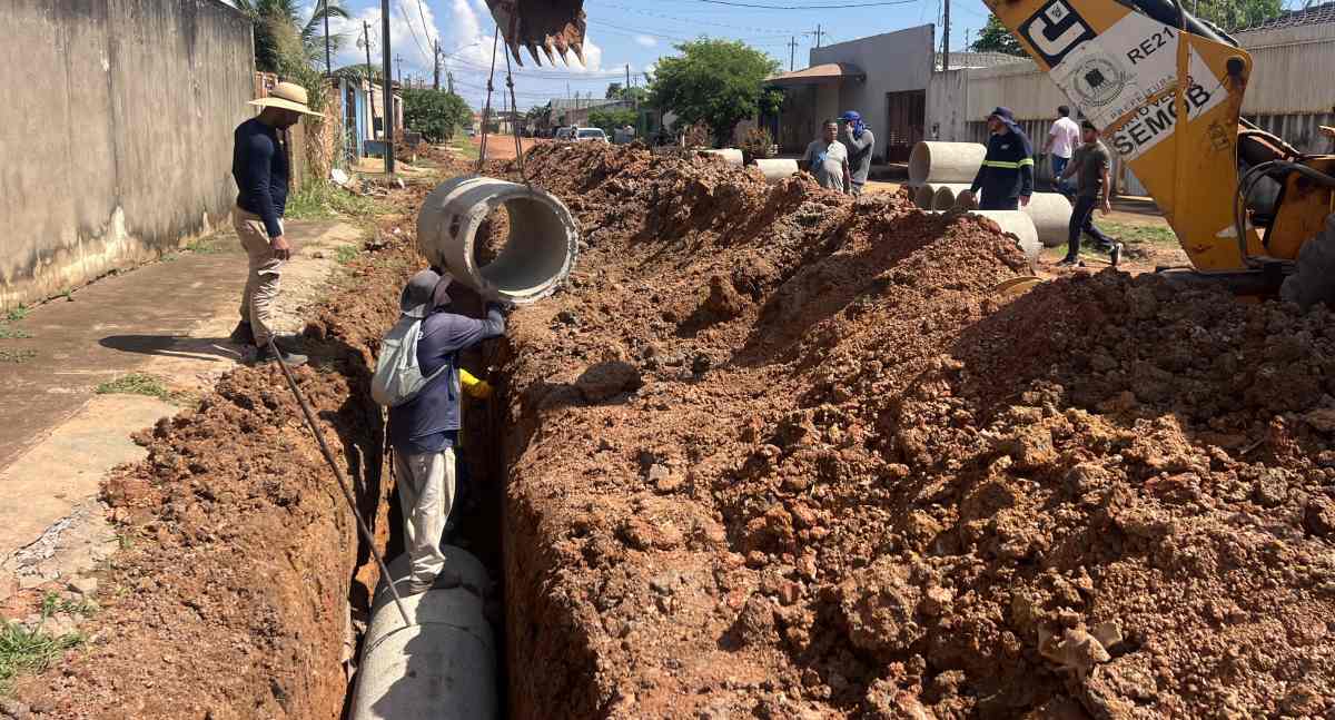 Porto Velho realiza obras de drenagem na Avenida Guaporé