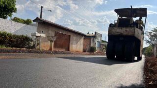 Porto Velho recebe mais de 6 mil metros de pavimentação asfáltica