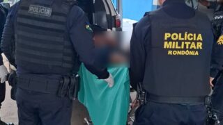 Quadrilha armada rende trabalhadores e suspeito morre após confronto com a Polícia Militar em Porto Velho