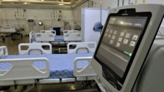 Regulador do Reino Unido defende monitoramento contínuo de dispositivos médicos com IA