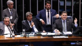 Senado adia votação da PEC da Segurança Pública para analisar emendas sobre maioridade penal