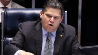 Senado promulga PEC que acaba com a escala 6×1 e aprova aposentadoria especial para agentes de saúde