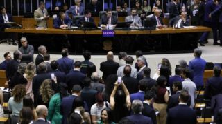 Senado vota na próxima quarta-feira proposta que extingue a escala de trabalho 6×1