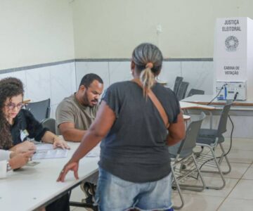 Tribunal Superior Eleitoral afirma que pausa na divulgação de votos não afetou contagem