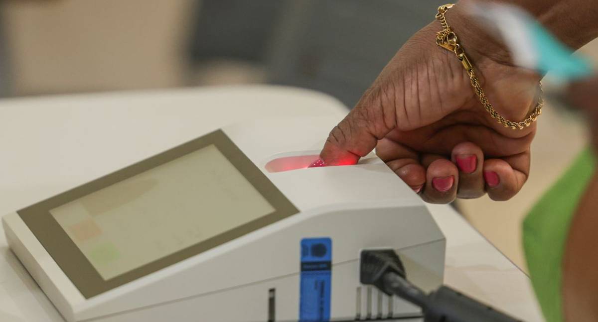 TSE registra substituição de 1.544 urnas eletrônicas até as 15h30
