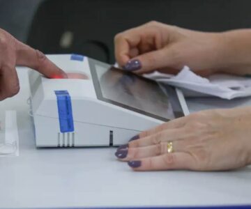 Urnas no Distrito Federal fecham às 17h antes de notificação sobre prorrogação da votação pelo STF