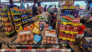 Vendas do varejo alimentar crescem até 6,5% no Brasil após proibição de ‘bets’, aponta Abras