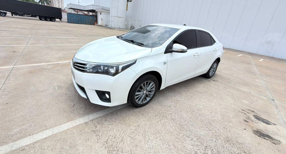 Vende-se Toyota Corolla XEi 2.0 completo ano 2015/2016