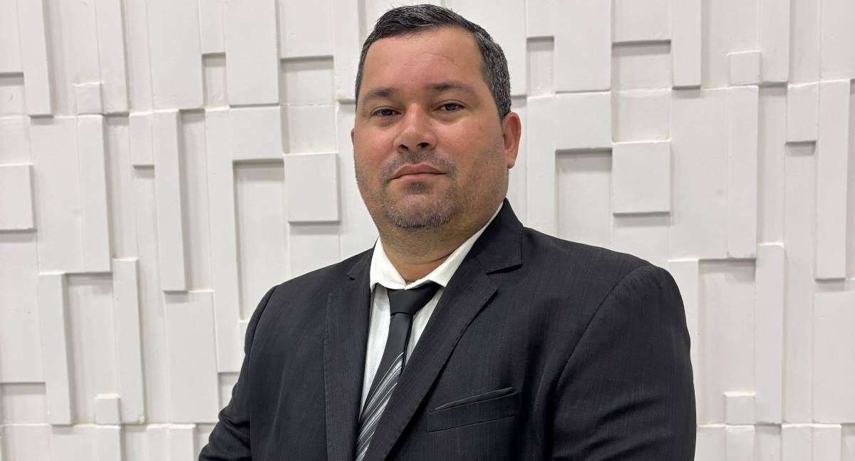 Vereador Léo Silva é eleito presidente da Câmara de Buritis para o biênio 2027 e 2028