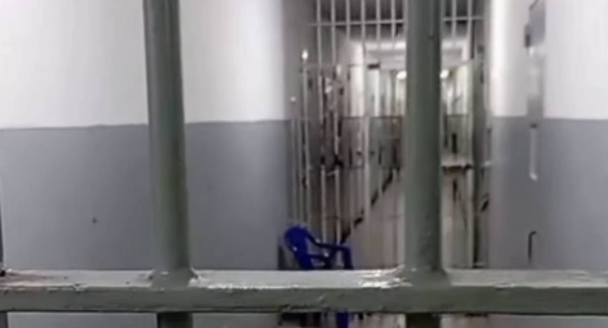 Vídeos mostram suposta comemoração de detentos em presídios após Lula ser reeleito