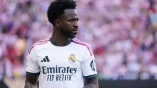 Vini Jr. pega 4 jogos de suspensão por expulsão e desfalca Real Madrid no El Clásico